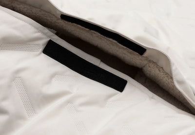 Jollein - Voetenzak Buggy / Kinderwagen Embossed | Sand