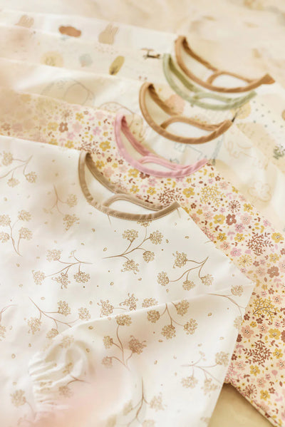 Jollein - Mouwslab Waterproof Elephant Tales | Sand