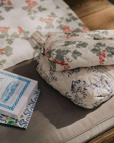 Garbo & Friends - Toilettas Small Satin Quilted | Jardim