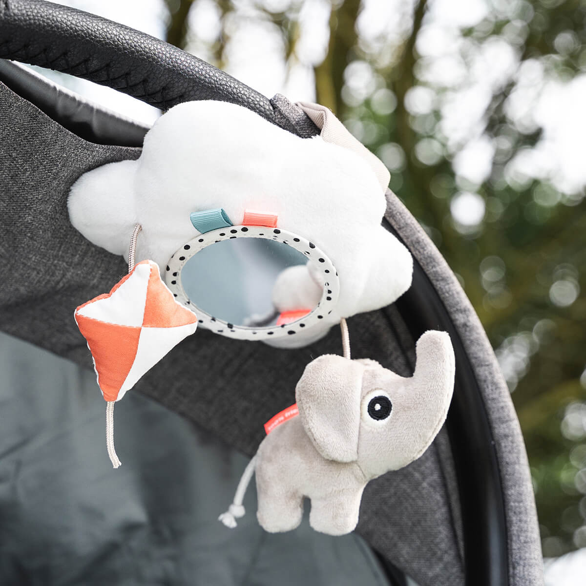 Done By Deer - Activiteitenspeeltje Kinderwagen Playground Colour Mix