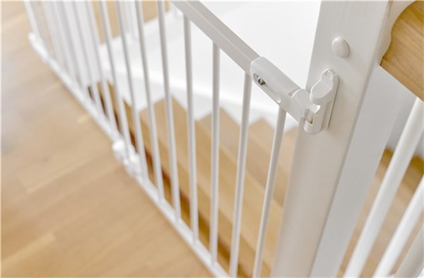 BabyDan - Deurhekje Ebba 67 - 105.5 cm | Wit