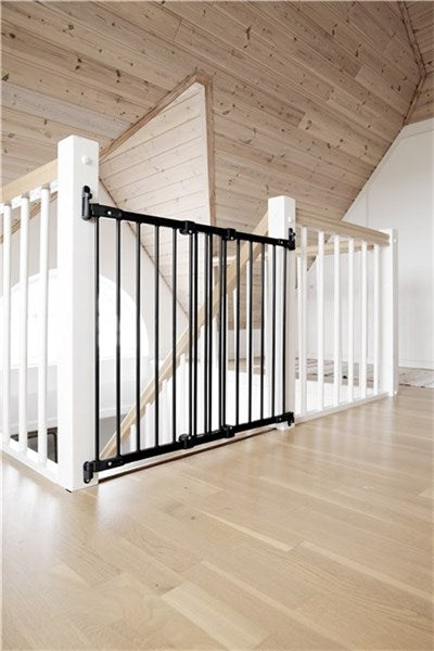 BabyDan - Deurhekje Ebba 67 - 105.5 cm | Zwart