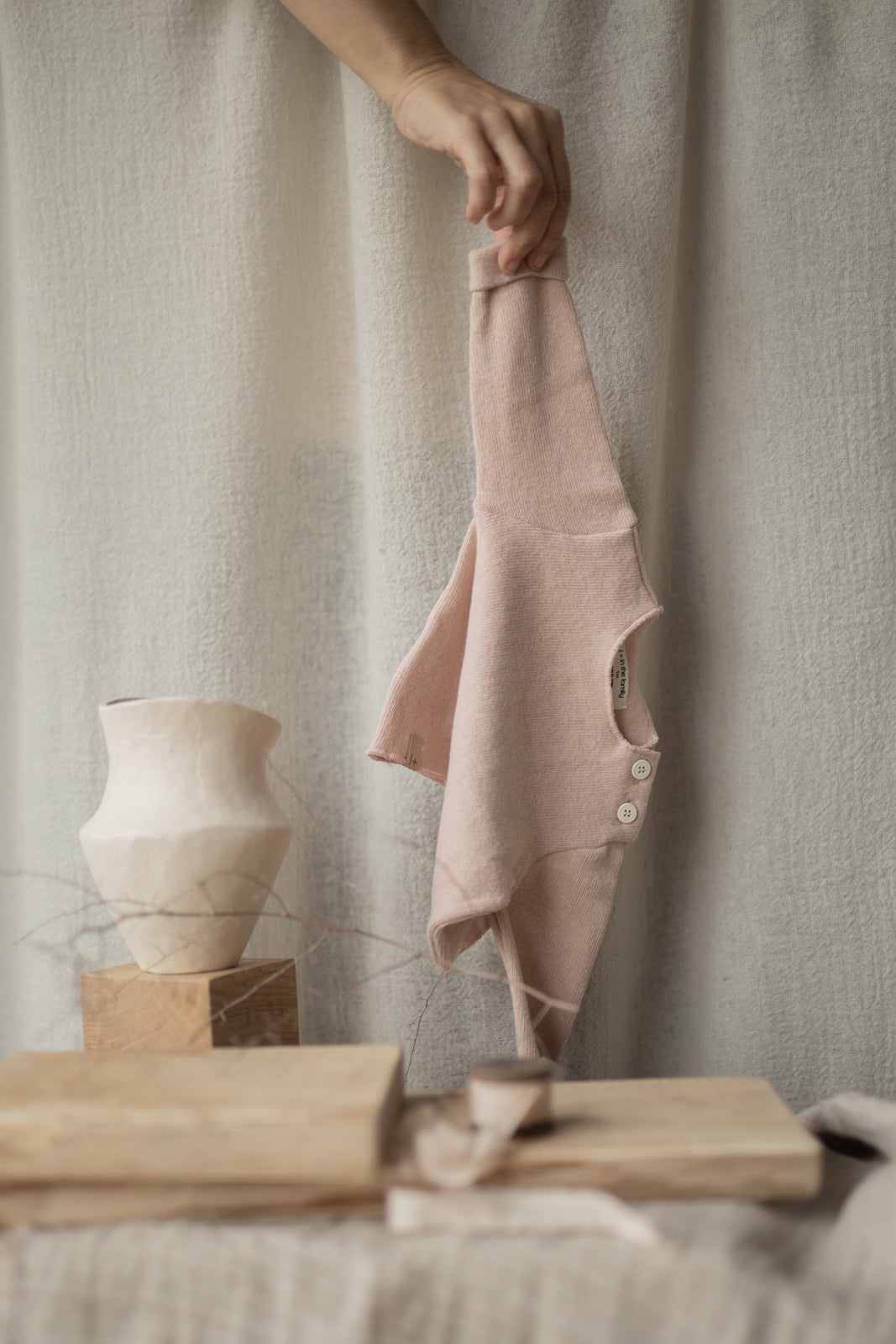 1+ In The Family - T-shirt Chapin Nude