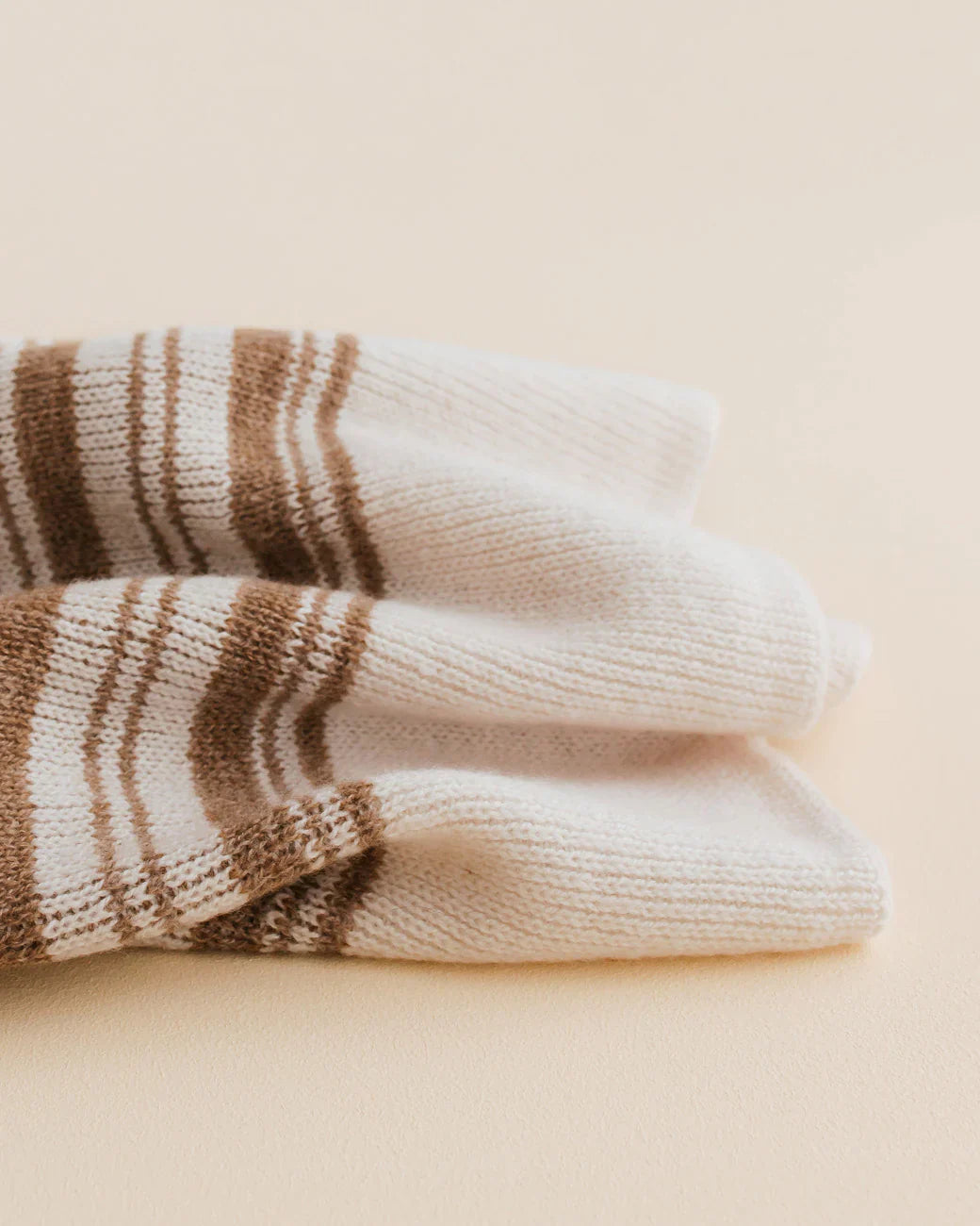 Hvid - Deken 70 x 95 cm Gilbert | Offwhite / Walnut