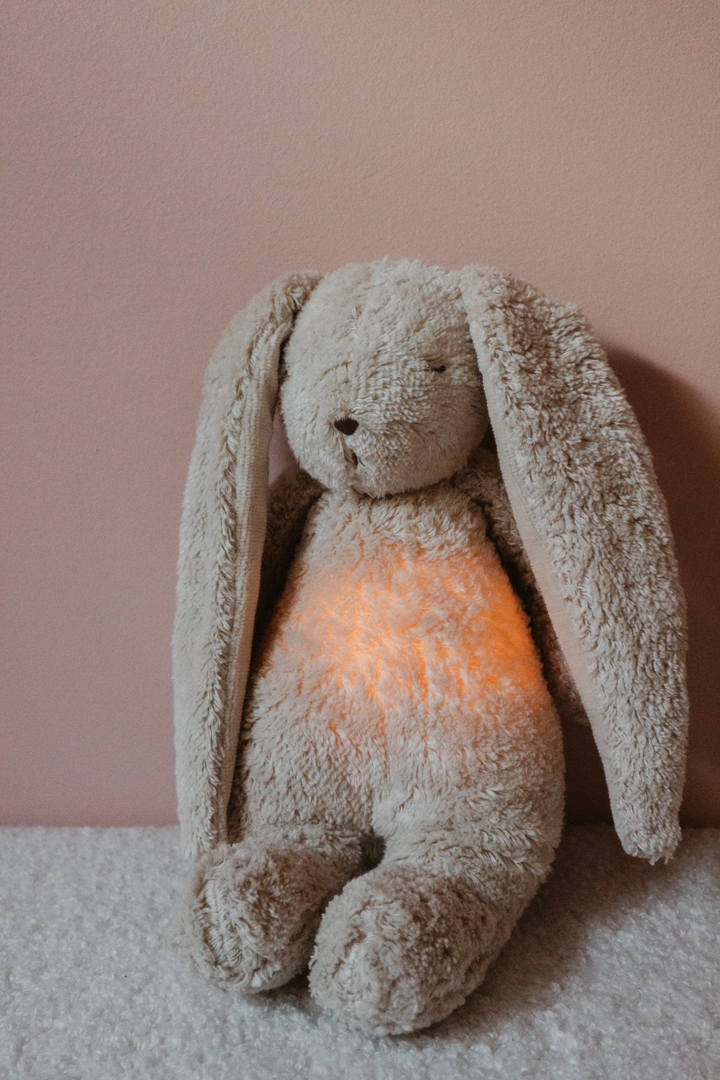 Knuffel The Humming Bunny Licht + Geluid 2.0 Sand Natur