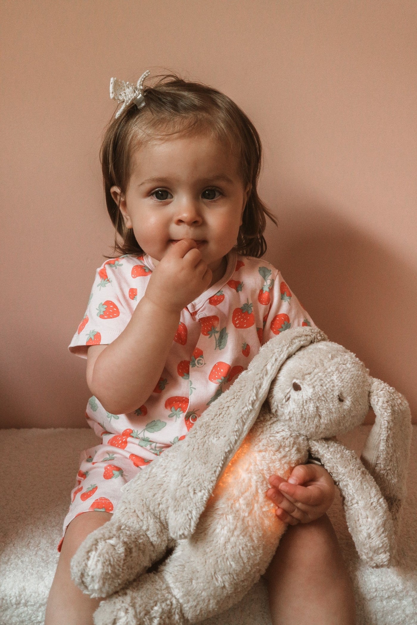 Knuffel The Humming Bunny Licht + Geluid 2.0 Sand Natur