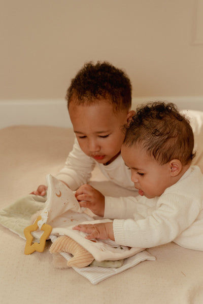 Little Dutch - Activiteitenboekje Newborn Naturals | Zacht Speelboek