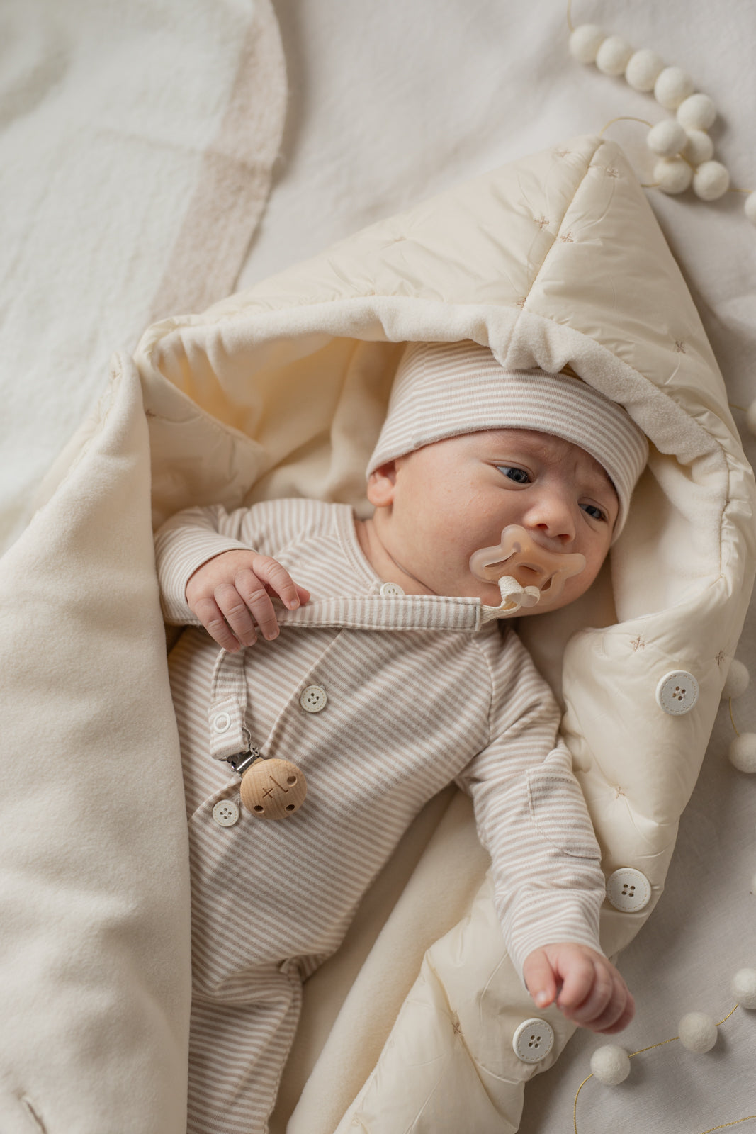 1+ In The Family - Pyjama Met Voetjes Philipe Stripes Beige