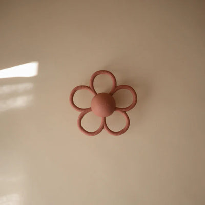Mushie - Bijtring Daisy | Dusty Rose