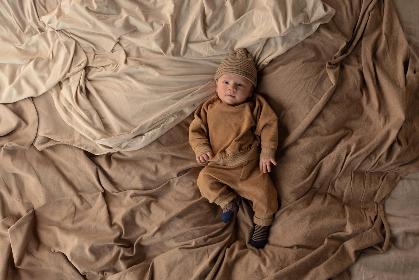 Nixnut - Sweater Mini Biscuit