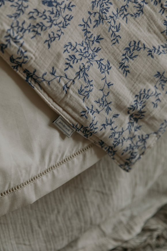 Garbo & Friends - Gevuld Deken 100 x 140 cm | Jardim