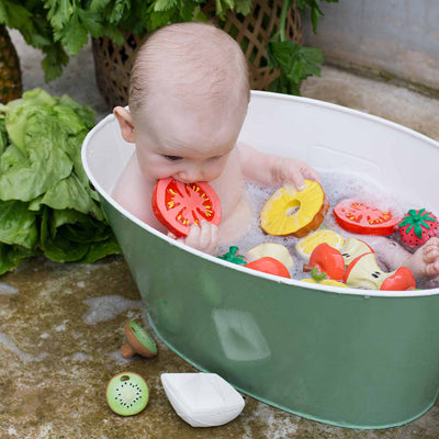 Oli & Carol - Bijtspeeltje & Badspeeltje Renato Tomato | Natuurlijk Rubber